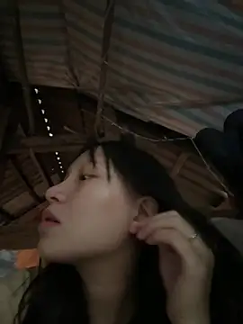 Charlotte-ee online show from 03-10-26, 07:34