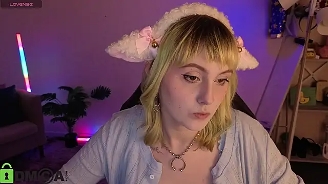 Roziett Belle online show from 04-14-26, 08:30