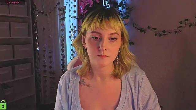 Roziett Belle online show from 03-15-26, 09:16