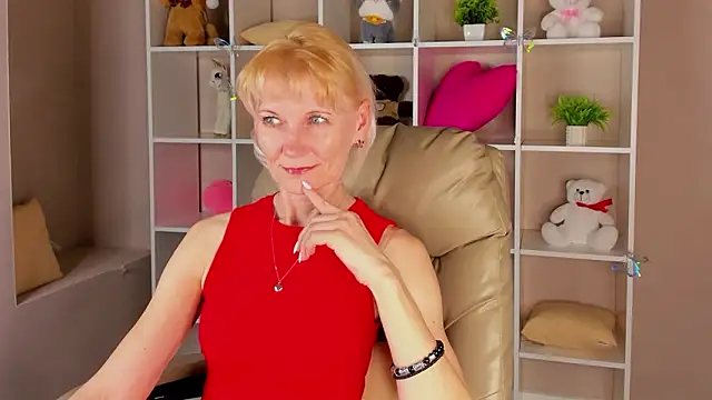 Julie Lucas online show from 03-30-26, 12:56