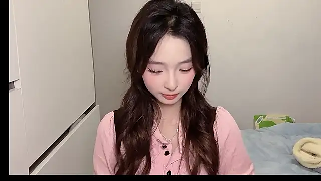 Snapshot of 1X-NanNan chatting on 01-17-26, 01:37 1X-NanNan online show from 01-17-26, 01:37