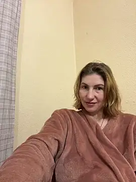 Snapshot of _Crystal_2 chatting on 02-09-26, 09:24 Crystal 2 online show from 02-09-26, 09:24