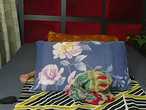 Snapshot of EbonySexySlim chatting on 02-05-26, 05:58 EbonySexySlim online show from 02-05-26, 05:58