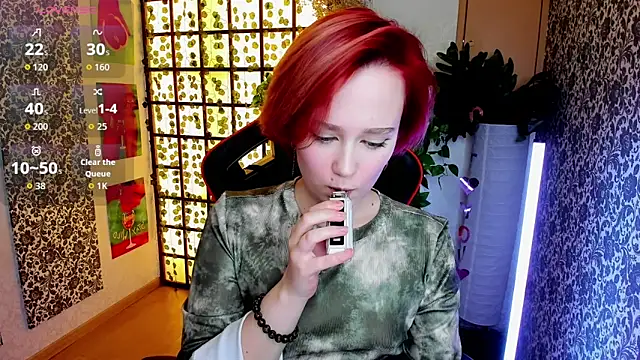 Ellie Heavenly online show from 04-08-26, 08:38