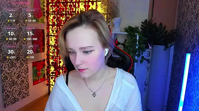 Ellie Heavenly online show from 03-01-26, 02:00