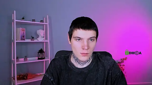 Snapshot of miles_candy chatting on 02-10-26, 07:46 miles candy online show from 02-10-26, 07:46