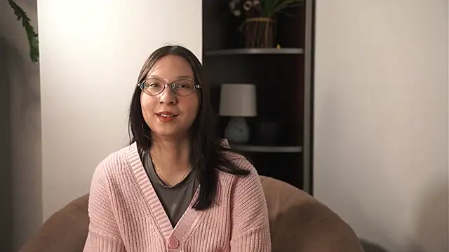 CecilaHilgers online show from 01-13-26, 05:11