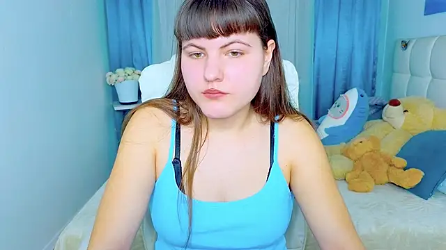 Miss  Poly online show from 02-14-26, 09:42