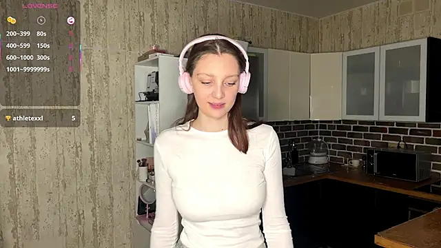 Snapshot of ChrisAmott chatting on 02-03-26, 04:12 ChrisAmott online show from 02-03-26, 04:12