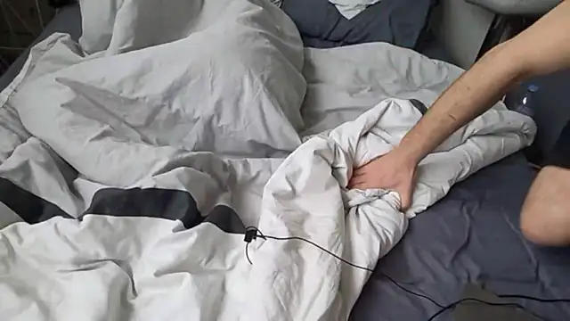 alex 779477 online show from 02-27-26, 11:10