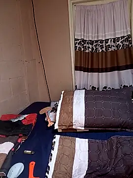 CutieNatz online show from 04-16-26, 06:58