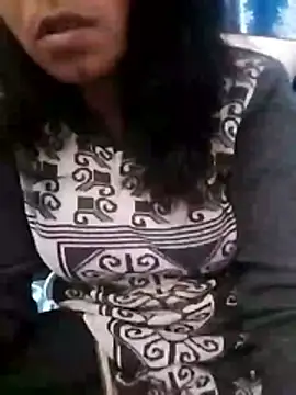 yaminicamms online show from 01-14-26, 04:21