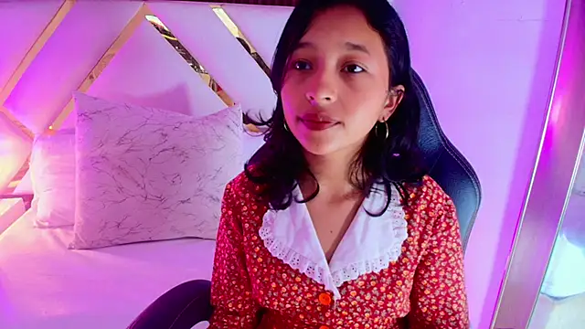 Snapshot of Real_virgin_Pussy chatting on 06-07-26, 11:48 Real virgin Pussy online show from 06-07-26, 11:48