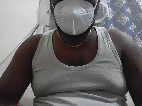 Snapshot of Fantasy150 chatting on 01-13-26, 06:01 Fantasy150 online show from 01-13-26, 06:01