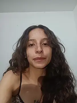 AlexxaAndRileyy online show from 04-05-26, 06:20