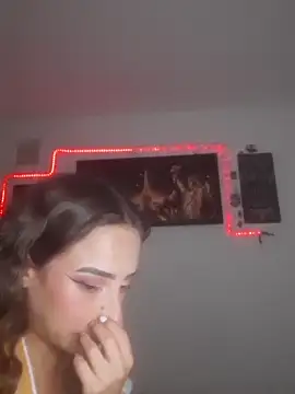 Snapshot of AlexxaAndRileyy chatting on 02-02-26, 11:04 AlexxaAndRileyy online show from 02-02-26, 11:04