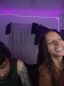 AlexxaAndRileyy online show from 07-10-26, 12:54