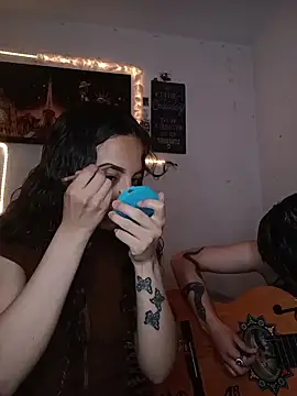 Snapshot of AlexxaAndRileyy chatting on 02-10-26, 09:36 AlexxaAndRileyy online show from 02-10-26, 09:36