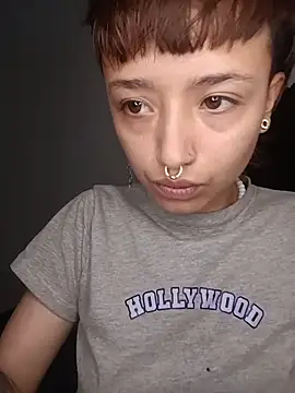 Snapshot of AlexxaAndRileyy chatting on 02-08-26, 03:43 AlexxaAndRileyy online show from 02-08-26, 03:43