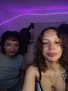 AlexxaAndRileyy online show from 06-29-26, 04:17