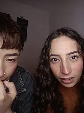 Snapshot of AlexxaAndRileyy chatting on 02-23-26, 10:21 AlexxaAndRileyy online show from 02-23-26, 10:21