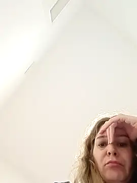 Didi2081 online show from 03-25-26, 12:55