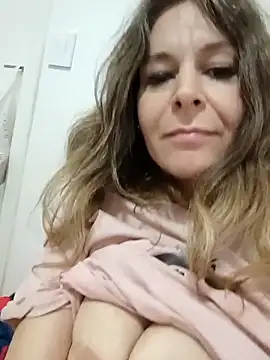 Didi2081 online show from 04-13-26, 01:09