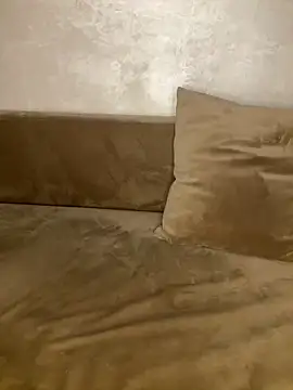 Snapshot of lily_bitch chatting on 03-01-26, 09:59 lily bitch online show from 03-01-26, 09:59