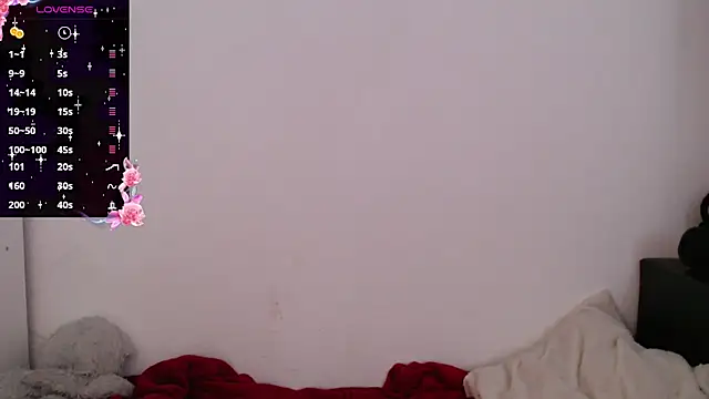 Mia lou05 online show from 05-28-26, 04:24