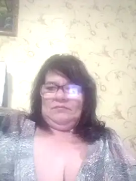 Snapshot of NysiOlsen chatting on 05-12-26, 05:52 NysiOlsen online show from 05-12-26, 05:52