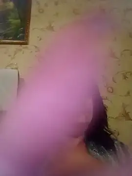 Snapshot of NysiOlsen chatting on 06-18-26, 06:46 NysiOlsen online show from 06-18-26, 06:46