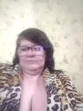 Snapshot of NysiOlsen chatting on 04-21-26, 04:57 NysiOlsen online show from 04-21-26, 04:57