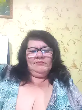 Snapshot of NysiOlsen chatting on 05-18-26, 06:23 NysiOlsen online show from 05-18-26, 06:23