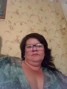 Snapshot of NysiOlsen chatting on 06-11-26, 03:42 NysiOlsen online show from 06-11-26, 03:42