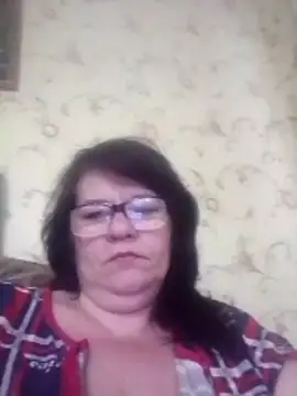 Snapshot of NysiOlsen chatting on 04-18-26, 10:39 NysiOlsen online show from 04-18-26, 10:39