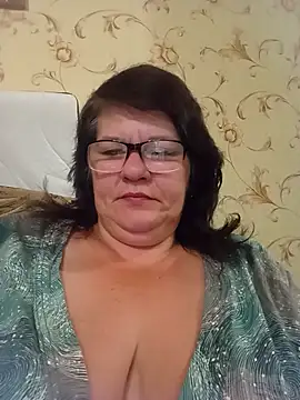 Snapshot of NysiOlsen chatting on 07-11-26, 04:02 NysiOlsen online show from 07-11-26, 04:02