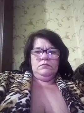 Snapshot of NysiOlsen chatting on 04-19-26, 06:21 NysiOlsen online show from 04-19-26, 06:21