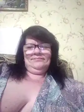 Snapshot of NysiOlsen chatting on 05-08-26, 05:28 NysiOlsen online show from 05-08-26, 05:28