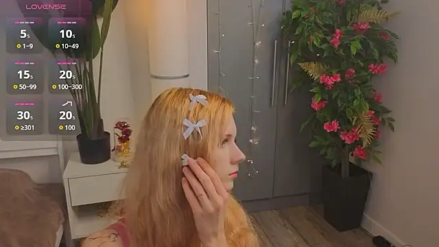 JuanaSumma online show from 03-19-26, 06:13