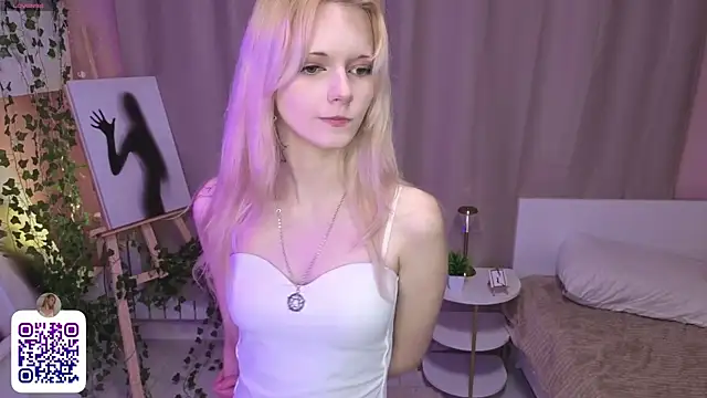 Snapshot of JuanaSumma chatting on 05-12-26, 06:10 JuanaSumma online show from 05-12-26, 06:10