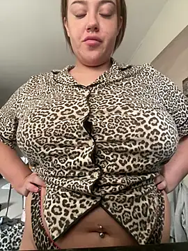 Princess-ivyxoxo online show from 06-23-26, 08:01