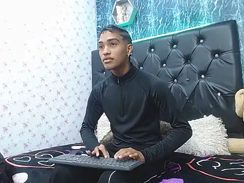 emersson sex18 online show from 01-13-26, 02:21