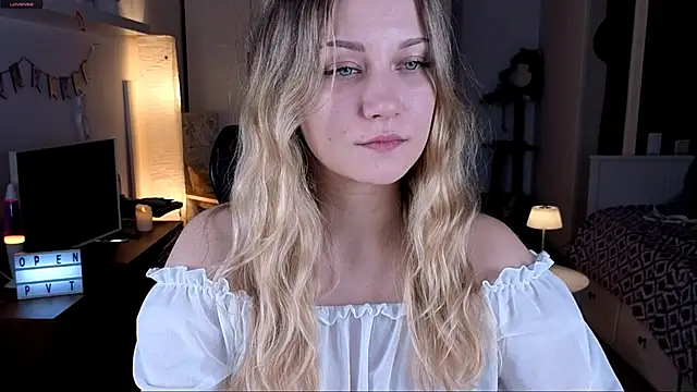 Snapshot of missyourtouch chatting on 04-25-26, 06:27 missyourtouch online show from 04-25-26, 06:27