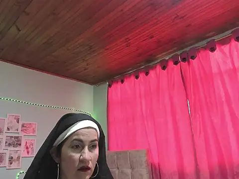 talia mystic online show from 04-07-26, 01:13