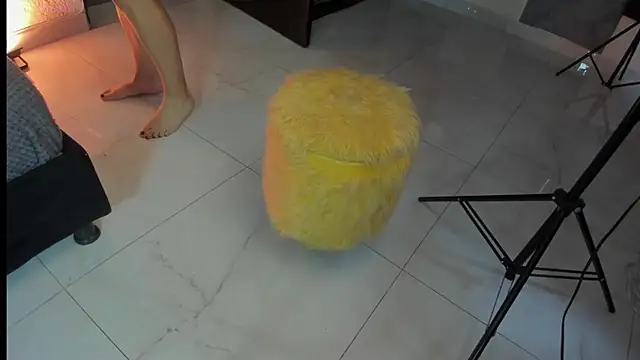 daenerys 11 online show from 01-15-26, 01:47