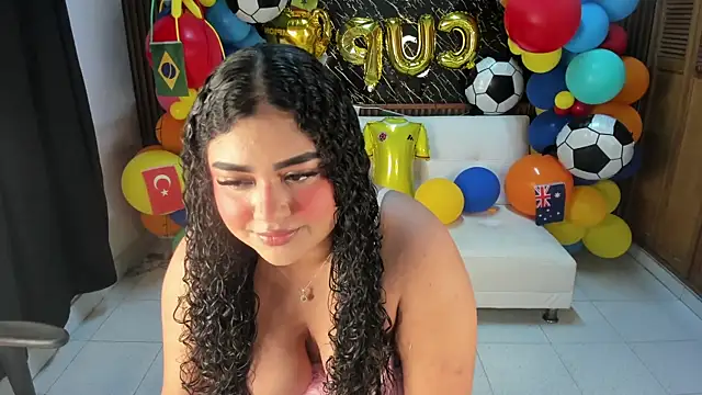 Snapshot of Karla18_ chatting on 07-01-26, 03:12 Karla18 online show from 07-01-26, 03:12