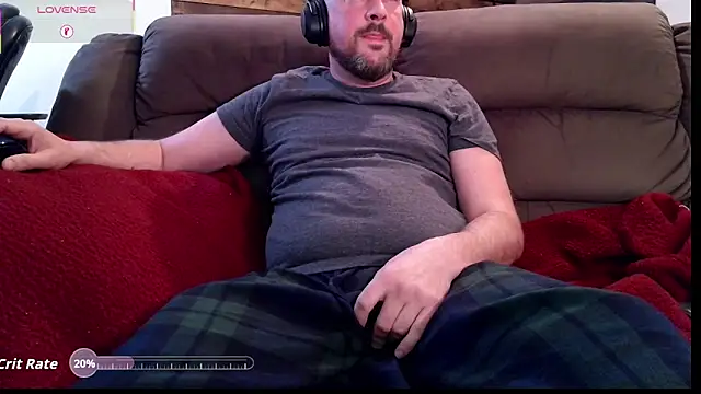 Snapshot of Greyd333 chatting on 05-02-26, 02:22 Greyd333 online show from 05-02-26, 02:22