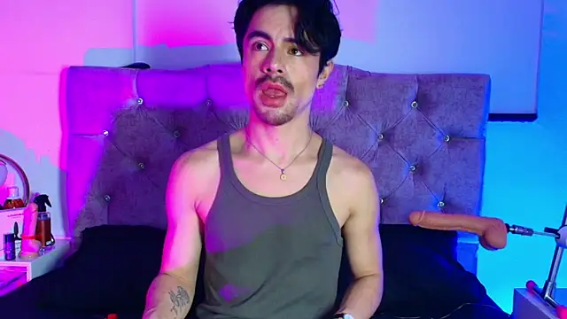 Ethan Briggs  online show from 03-05-26, 03:36