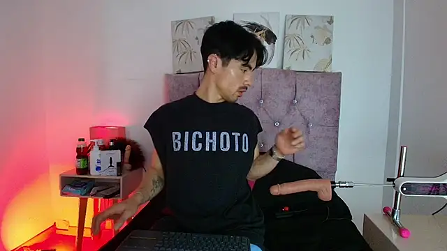 Ethan Briggs  online show from 03-18-26, 03:42