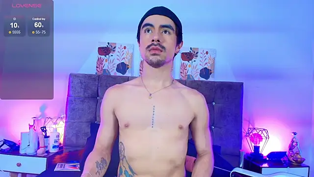 Ethan Briggs  online show from 07-01-26, 03:29